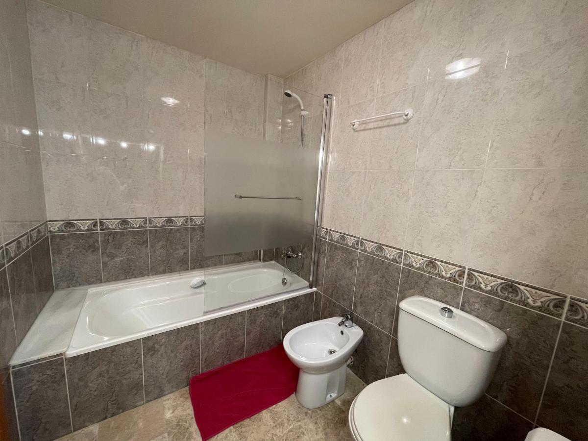 Appart Standing: Elegant 2BR with Pool, Terrace & Port Aventura Proximity Salou Exterior photo