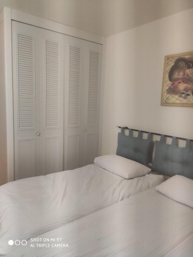 Appart Standing: Elegant 2BR with Pool, Terrace & Port Aventura Proximity Salou Exterior photo